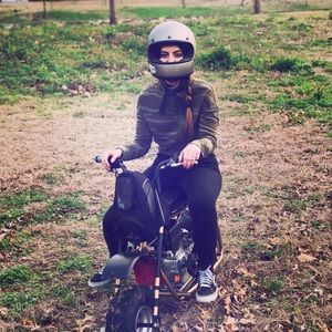 Meet your Posher, Janet